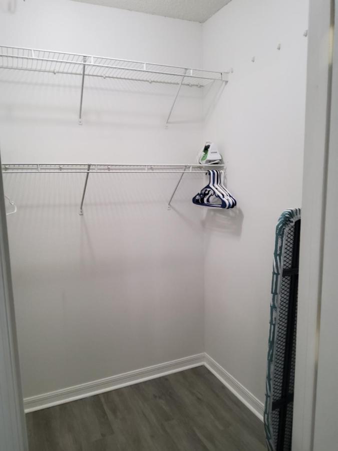 Beautiful Apartment Close To Everything タンパ エクステリア 写真